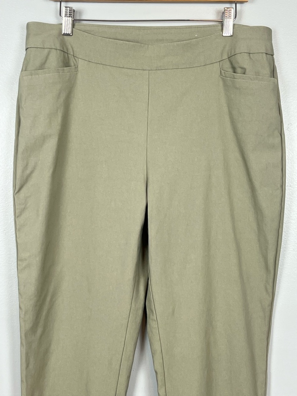 Chico’s olive green rayon nylon spandex pull on style pants, size 14. - Picture 3 of 7